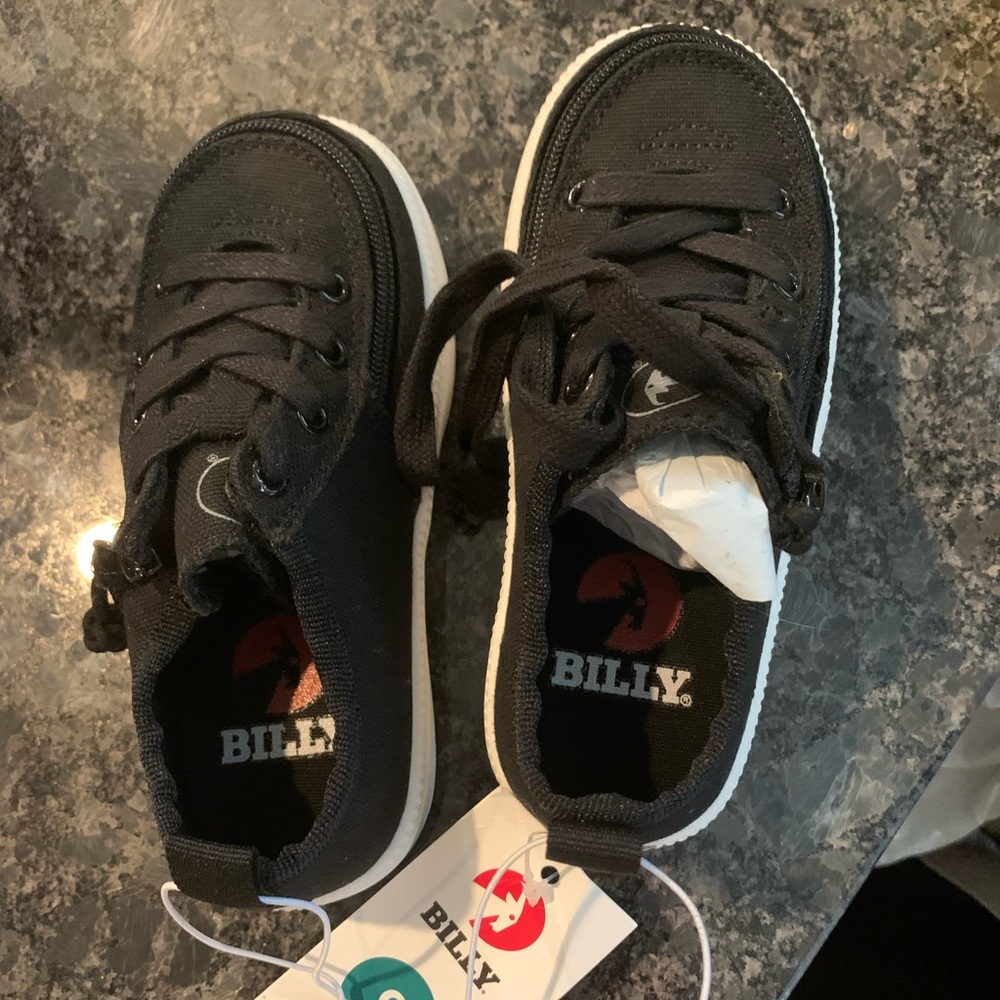 BILLY Toddler Shoes Size 9 M